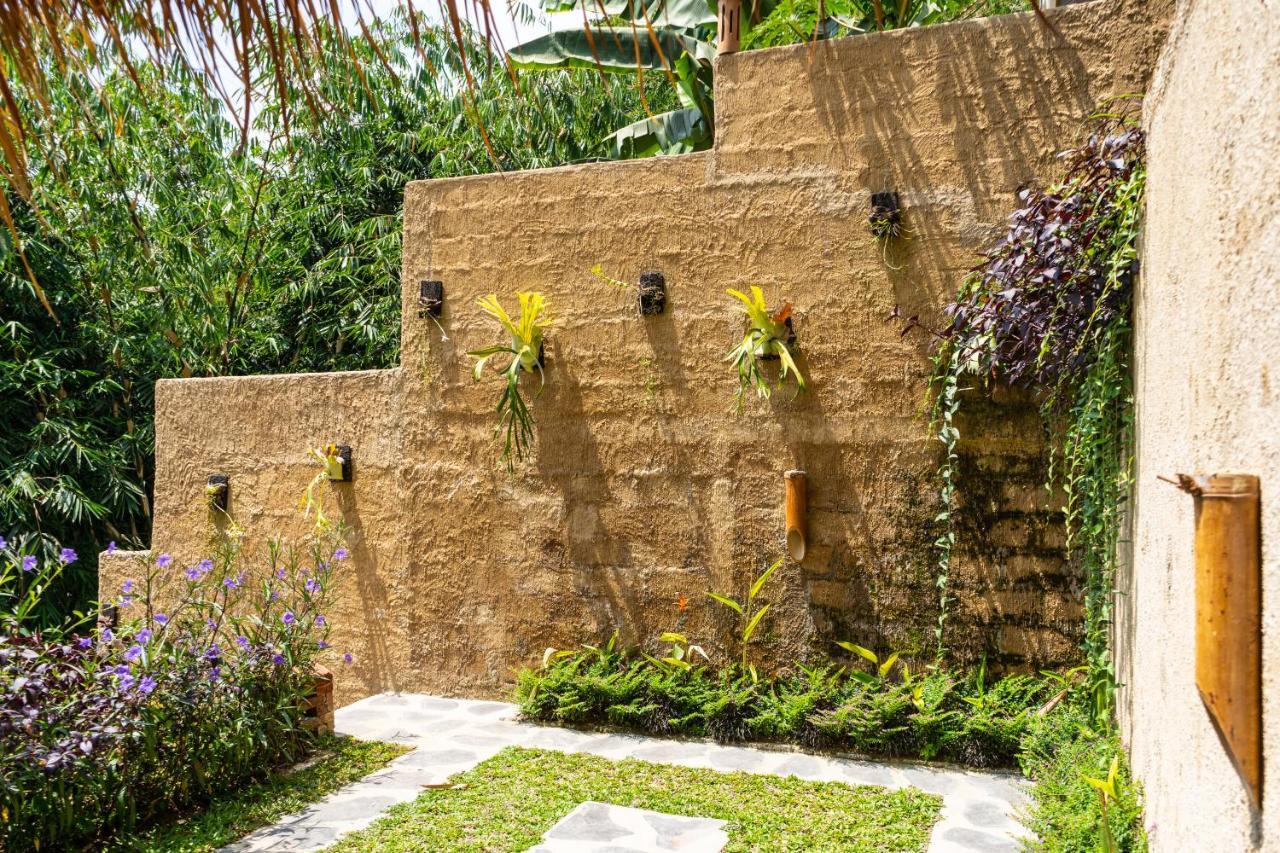Bali Bamboo Jungle Huts And Hostel Tampaksiring Exterior foto